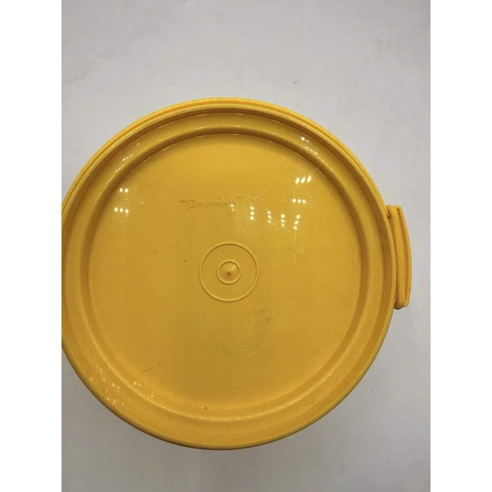 Vintage Tupperware Tupper Toys Mini Cake Carrier & 4 Plates 1 Cup Red Yellow +